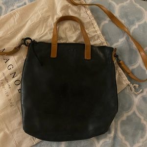 Able (Magnolia) crossbody